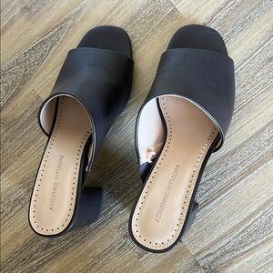 Adrienne Vittadini Black Mules Minimalist Design